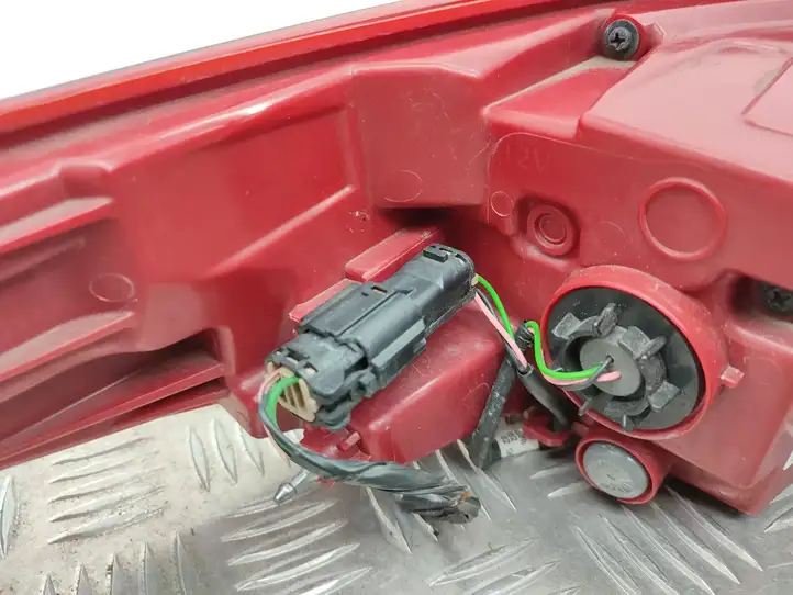 Kia Sportage (2018 - 2021) 92405F1600 Комплект задних фонарей — фото 30