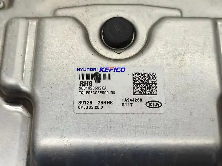 Kia Sportage (2018 - 2021) 95300D9BA0 Комплект системы зажигания — фото 12