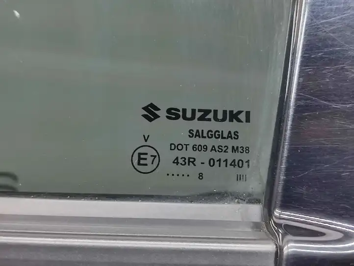 Suzuki Vitara (2014 - 2018) Задняя дверь — фото 21
