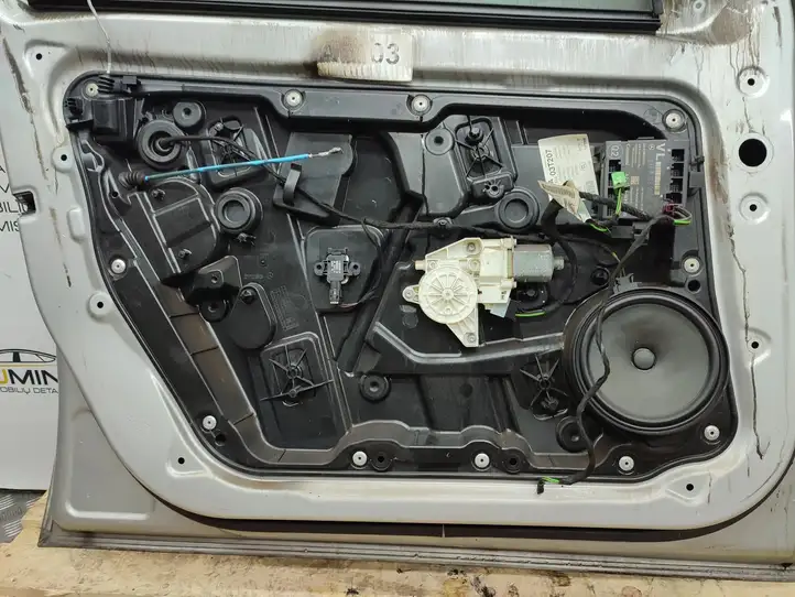 Mercedes-Benz A W176 (2012 - 2018) Дверь — фото 8