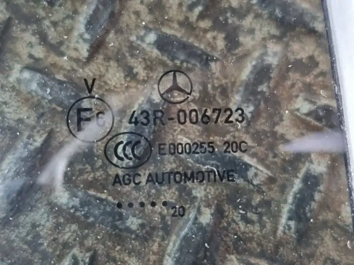 Mercedes-Benz A W177 (2018 - ) A1777300400 Форточка двери — фото 2