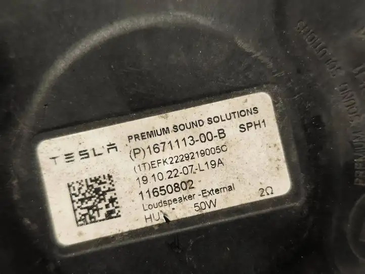 Tesla Model Y (2019 - 2024) 167111300B Динамик парктроника (PDC) — фото 5