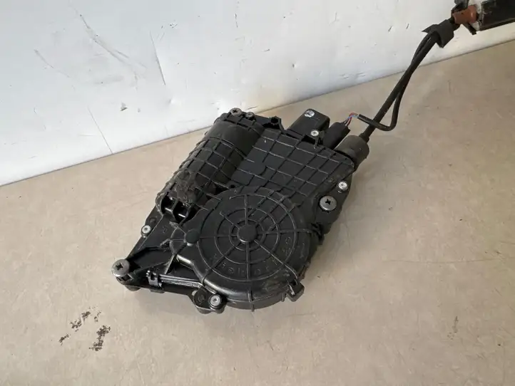 BMW 7 F01 (2008 - 2016) 7185687 Ограничитель задней двери — фото 3