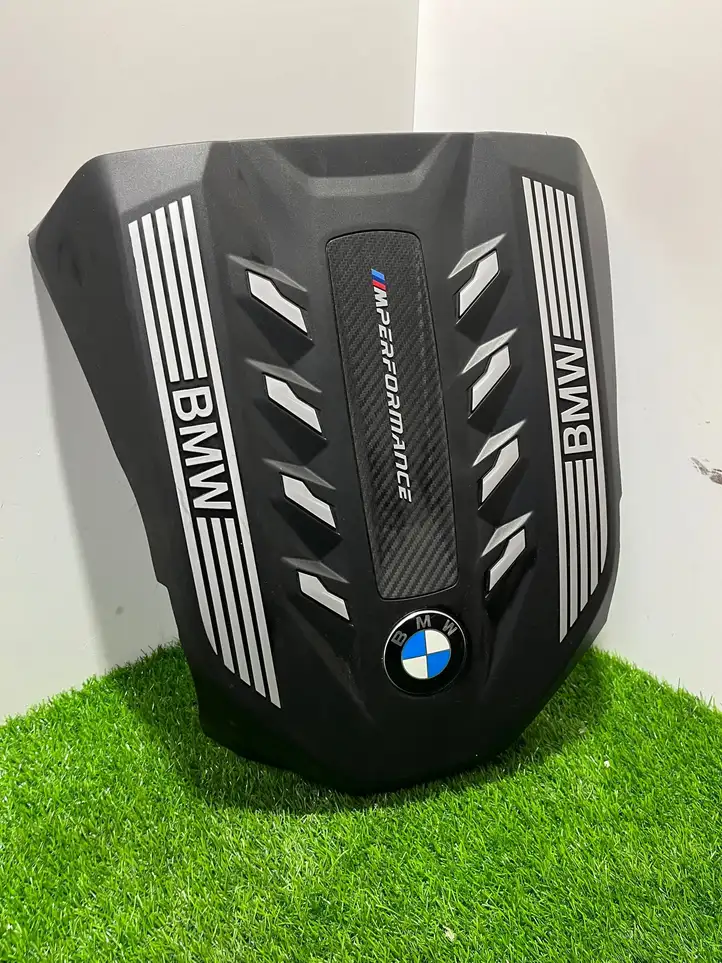 BMW X6 G06 (2019 - ) 7934444 Крышка двигателя декоративная — фото 2