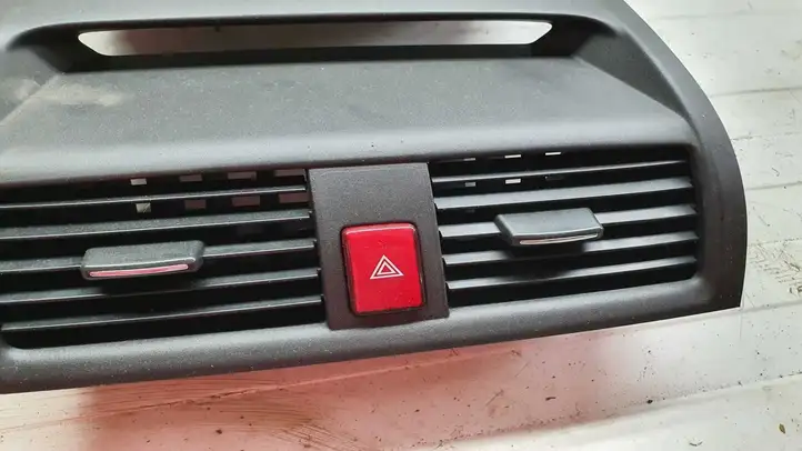 Honda Accord (2003 - 2007) GA495111500 Центральный воздушный дефлектор — фото 2