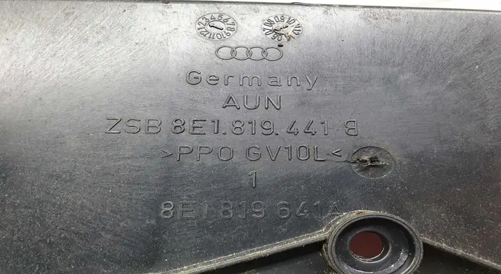Audi A4 S4 B7 8E 8H (2004 - 2009) 8E1819441 Рама микрофильтра воздуха — фото 3