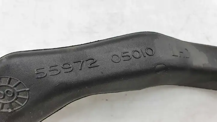 Toyota Avensis T220 (2000 - 2003) 5597205010 Трубка подачи воздуха — фото 2
