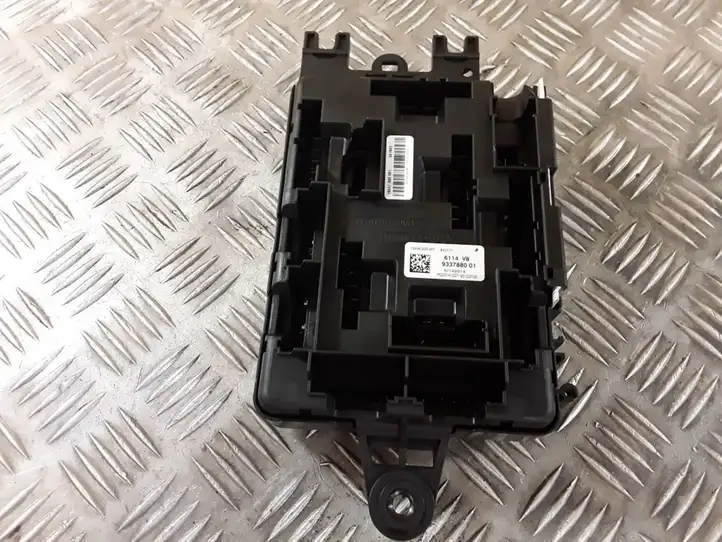 BMW 3 F30 F35 F31 (2012 - 2018) 933788001 Блок предохранителей — фото 2