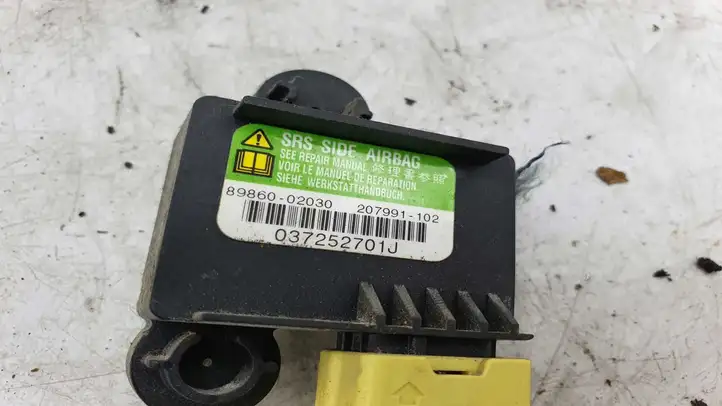 Toyota Corolla E120 E130 (2000 - 2004) 8986002030 Датчик удара SRS — фото 2