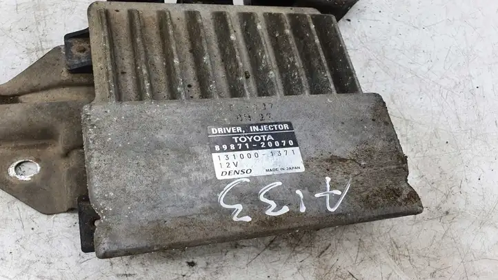 Toyota Corolla Verso E121 (2004 - 2007) 8987120070 Блок управления форсунками — фото 2