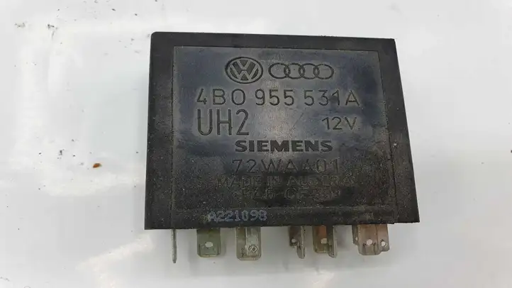 Audi A6 S6 C5 4B (2001 - 2004) 4B0955531A Реле стеклоочистителей — фото 2