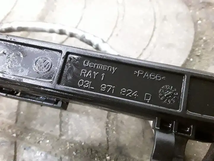 Volkswagen PASSAT B7 (2011 - 2014) 03L971824D Проводка топливных форсунок — фото 2
