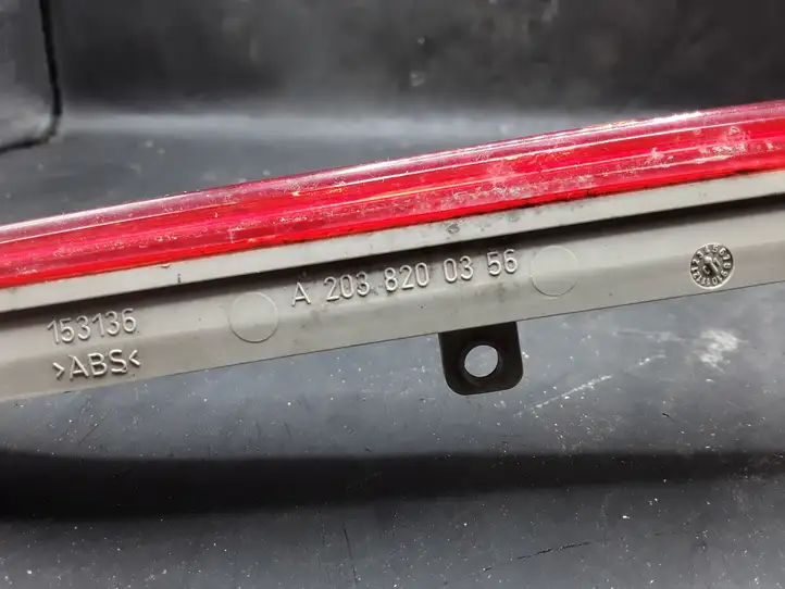 Mercedes-Benz C W203 (2000 - 2007) A2038200356 Дополнительный стоп фонарь — фото 4