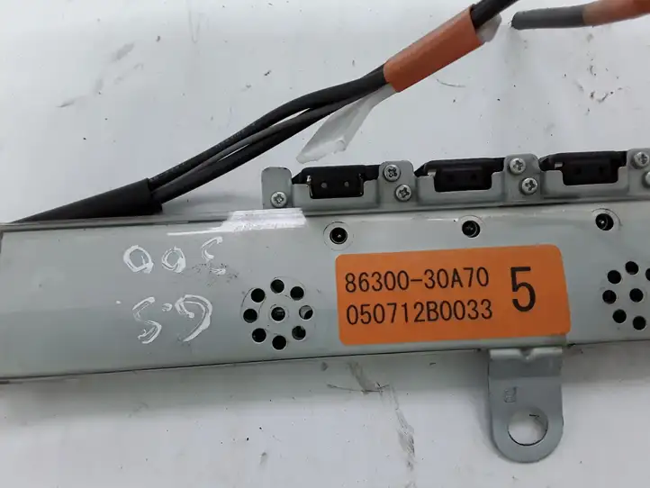Lexus GS 300 350 430 450h (2004 - 2007) 8630030A70 Усилитель антенны — фото 2