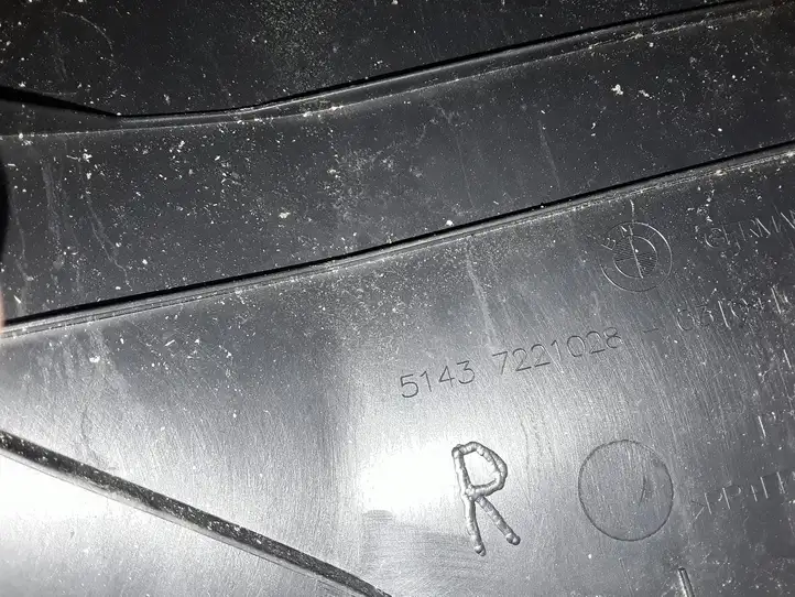 BMW 1 F20 F21 (2011 - 2019) 51437221028 Нижняя обшивка стойки B — фото 3