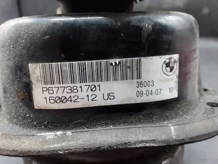 BMW X5 E70 (2006 - 2013) P677381701 Опора двигателя — фото 2