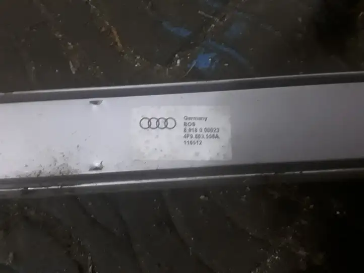 Audi A6 S6 C6 4F (2004 - 2008) 8918000023 Прочая отделка багажника — фото 2