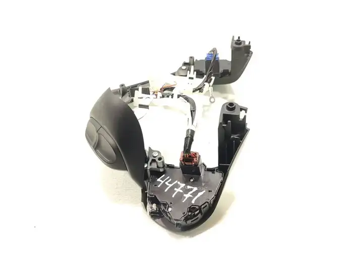 Honda Civic IX (2011 - 2017) M48471C Кнопки на рулевом колесе — фото 4