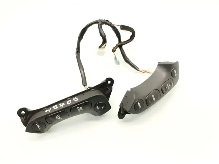 Hyundai Santa Fe (2005 - 2009) 96700-2B050 Кнопки на рулевом колесе — фото 1