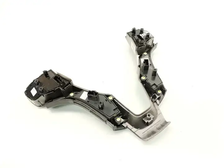 Hyundai i40 (2011 - ) 96790-3Z100RY Кнопки на рулевом колесе — фото 4
