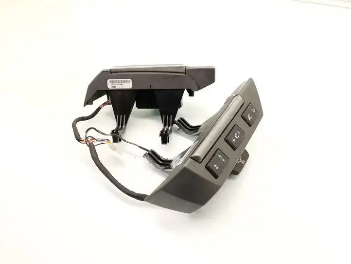 Land Rover Range Rover Sport L320 (2005 - 2009) XPD500510WVH Кнопки на рулевом колесе — фото 3