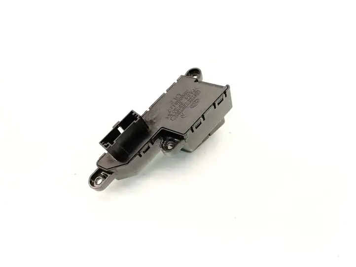 Kia Sorento (2009 - 2014) 96720-2P1001 Кнопки на рулевом колесе — фото 3
