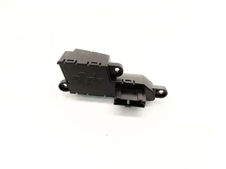 Kia Sorento (2009 - 2014) 96720-2P1001 Кнопки на рулевом колесе — фото 5