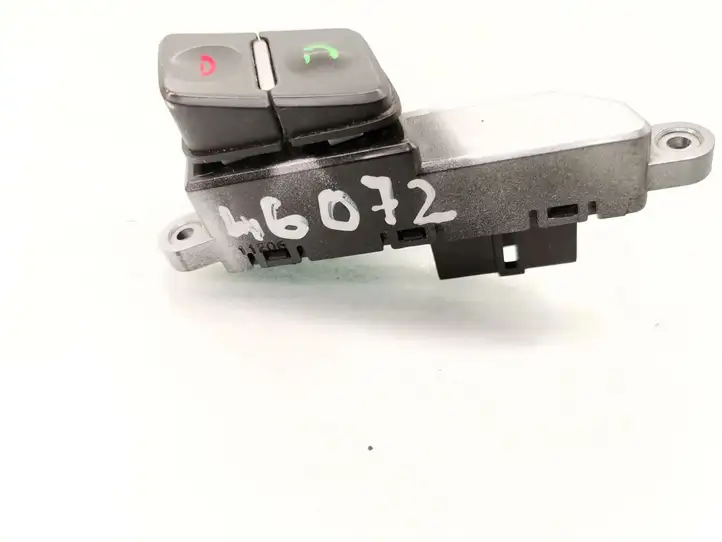 Kia Sorento (2009 - 2014) 96720-2P000 Кнопки на рулевом колесе — фото 7