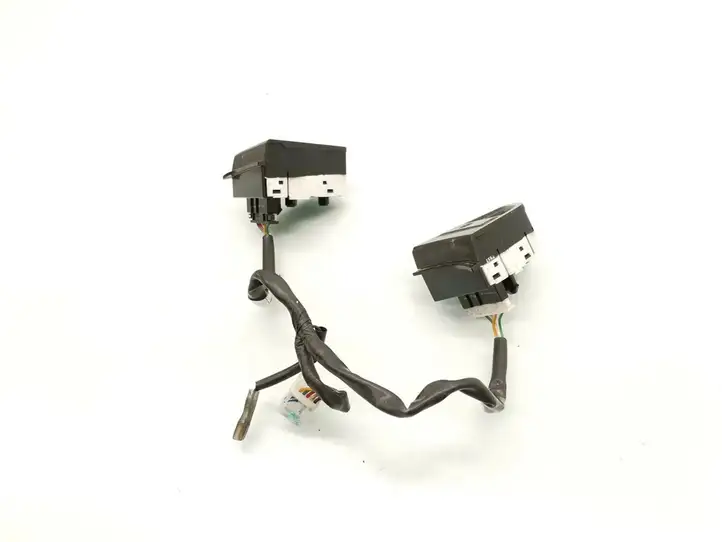 Hyundai i20 (PB PBT) (2008 - 2012) 96700-1J050 Кнопки на рулевом колесе — фото 2