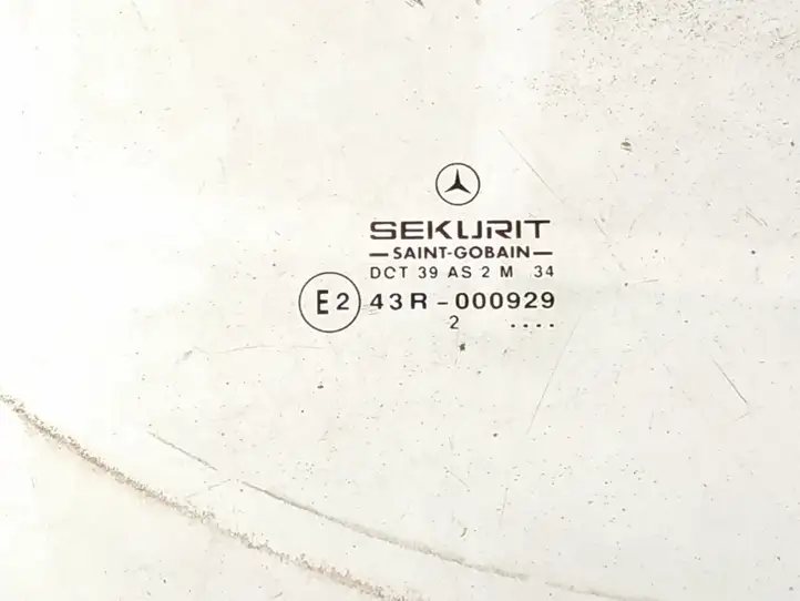 Mercedes-Benz Vaneo W414 (2001 - 2005) 4147250110 Стекло передней двери — фото 2