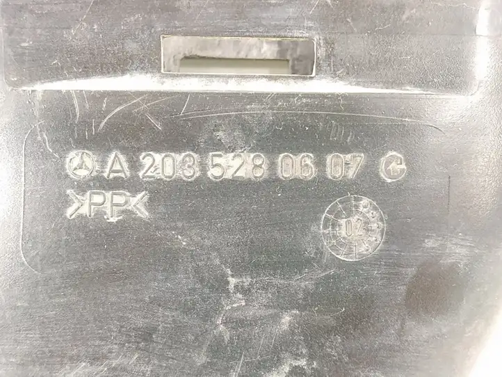 Mercedes-Benz C W203 (2000 - 2007) A2035280607 Детали воздухозаборника — фото 7