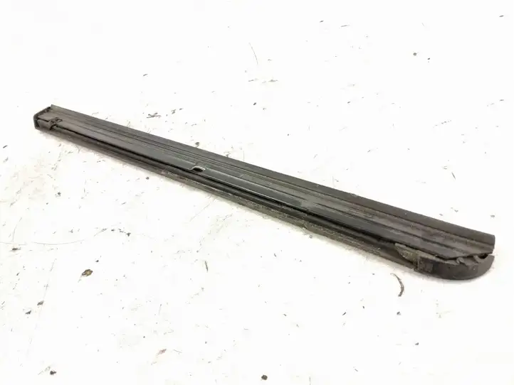 Mercedes-Benz B-class W245 (2005 - 2008) 1696730683 Накладка стекла задней двери — фото 5