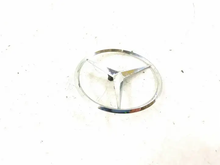 Mercedes-Benz E W211 (2002 - 2009) 2117580058 Эмблема производителя — фото 2