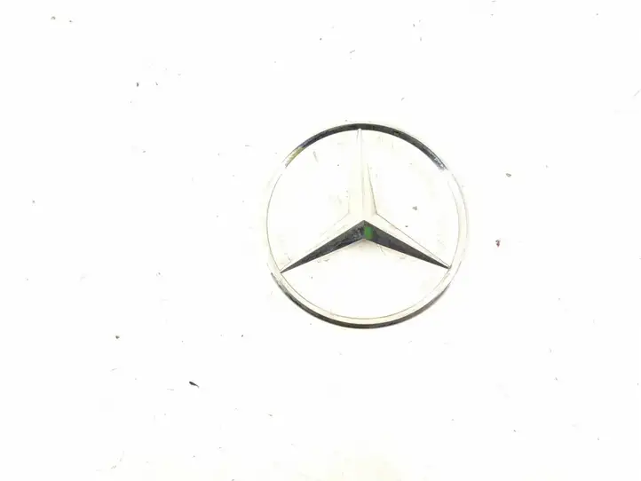 Mercedes-Benz R W251 (2005 - 2013) 2517580058 Эмблема производителя — фото 1