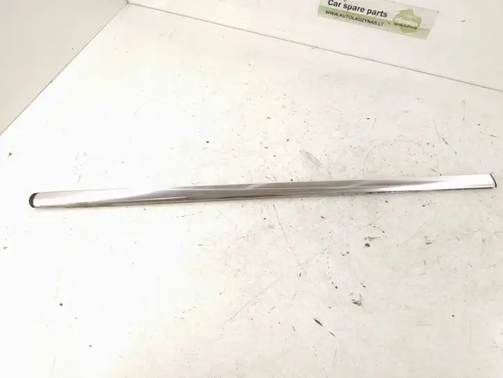 Mercedes-Benz C W204 (2007 - 2014) A2046700722 Накладка стекла задней двери — фото 1