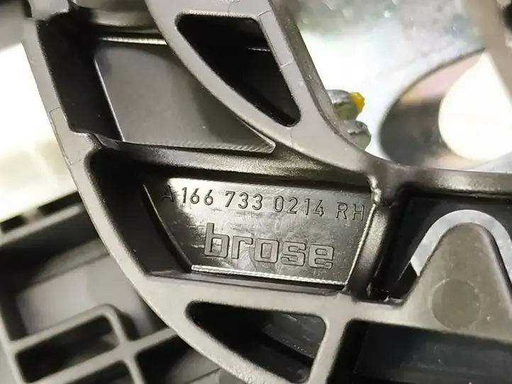 Mercedes-Benz GLE W166/C292 (2015 - 2019) 2047601470 Наружная ручка задней двери — фото 8