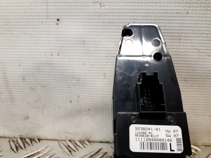 BMW 5 F10 F11 (2009 - 2016) 923824101 Блок кнопок стеклоподъемников — фото 3