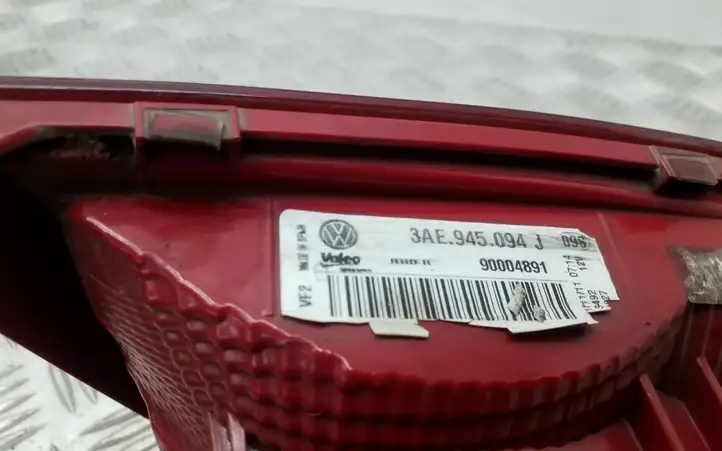 Volkswagen PASSAT B7 (2011 - 2014) 3AE945094J Задний фонарь в кузове — фото 6
