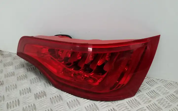Audi Q7 4L (2009 - 2015) 4L0945094F Задний фонарь в кузове — фото 3