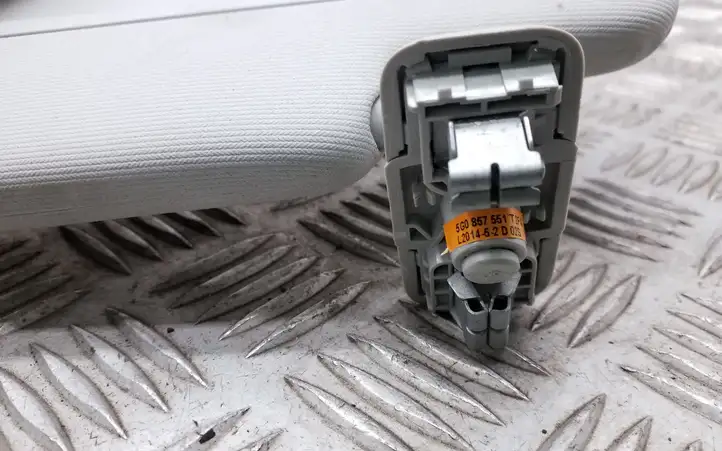 Skoda Octavia Mk3 (5E) (2013 - 2019) 5G0857551T Солнцезащитный козырек — фото 2