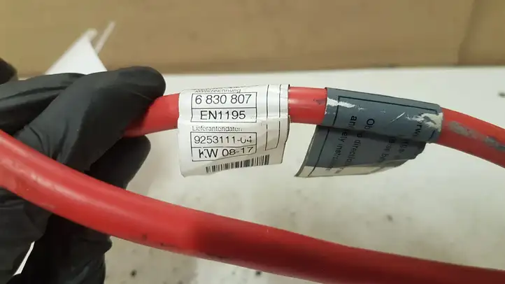 BMW 1 F20 F21 (2011 - 2019) 6830807 Плюсовой провод аккумулятора — фото 3