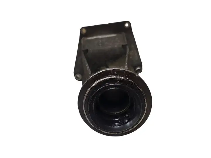 BMW X5 E70 (2006 - 2013) 760069103 Кронштейн подвесного подшипника — фото 2