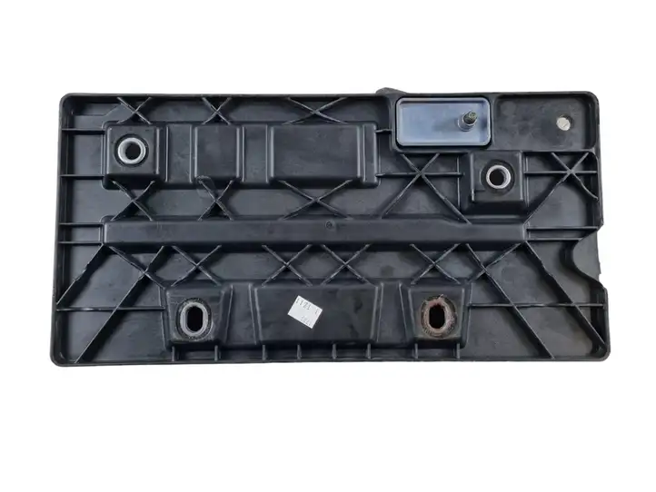 Volkswagen PASSAT B7 (2011 - 2014) 3C0804869E Площадка аккумулятора — фото 2