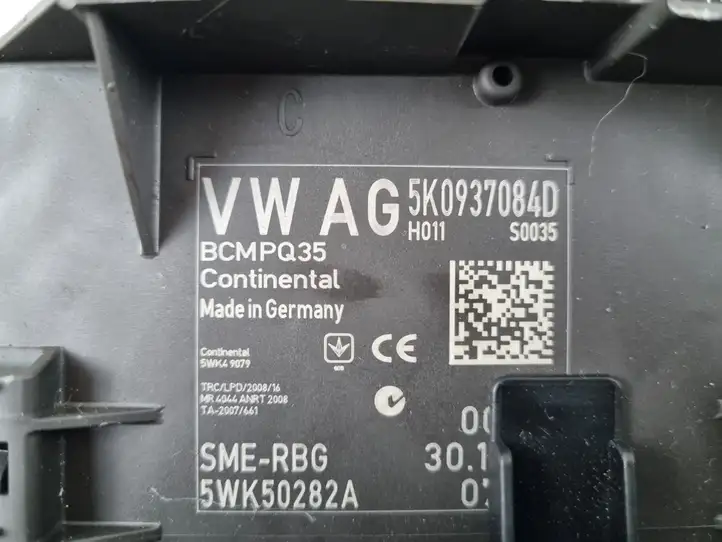 Volkswagen Touran II (2010 - 2016) 5K0937084D Модуль комфорта — фото 4