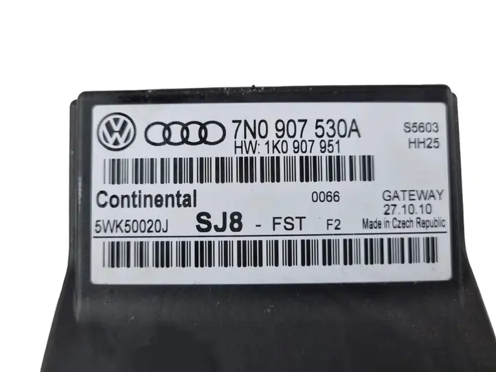 Volkswagen Touran II (2010 - 2016) 7N0907530A Модуль Gateway — фото 3