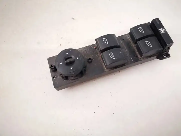Ford Focus (1998 - 2004) 3m5t14a132af Кнопка стеклоподъемников — фото 1