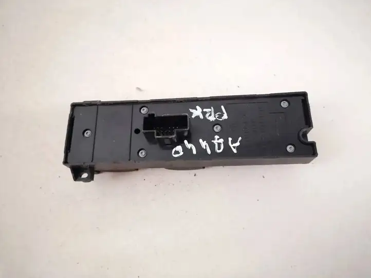 Ford Focus (1998 - 2004) 3m5t14a132af Кнопка стеклоподъемников — фото 2