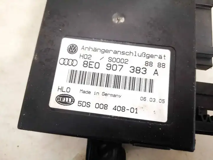 Volkswagen Touareg I (2002 - 2010) 8e0907383a Реле крюка для прицепа — фото 3