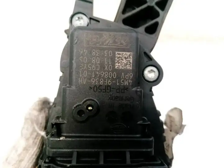 Ford Focus (2005 - 2008) 4M519F836AH Педаль акселератора — фото 3