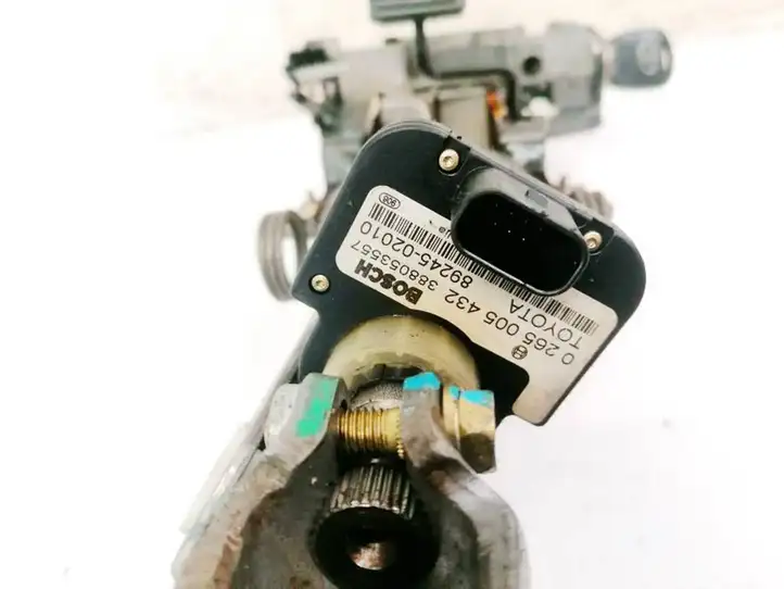 Toyota Avensis T250 (2003 - 2006) 8924502010 Регулировка рулевой колонки — фото 1